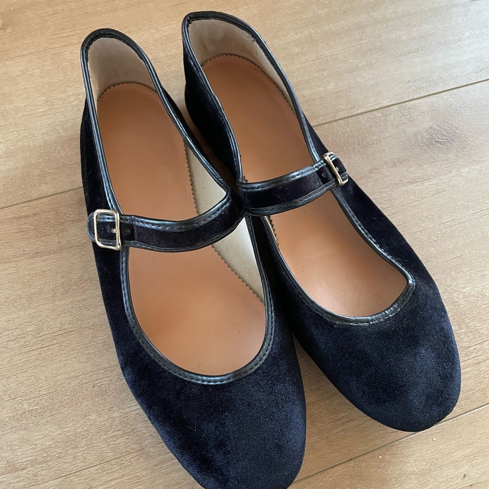 J. Crew velvet Mary Jane flat rounded Toe Ballet Flats gold buckle